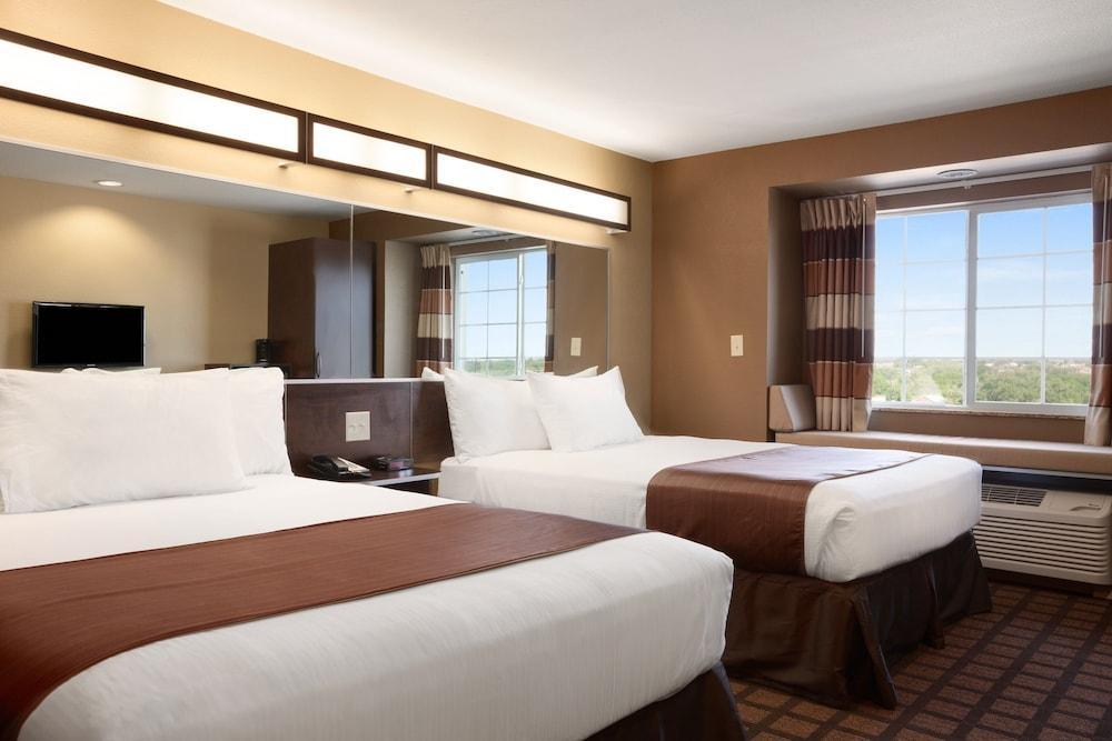 Quality Inn & Suites Kenedy - Karnes City Extérieur photo