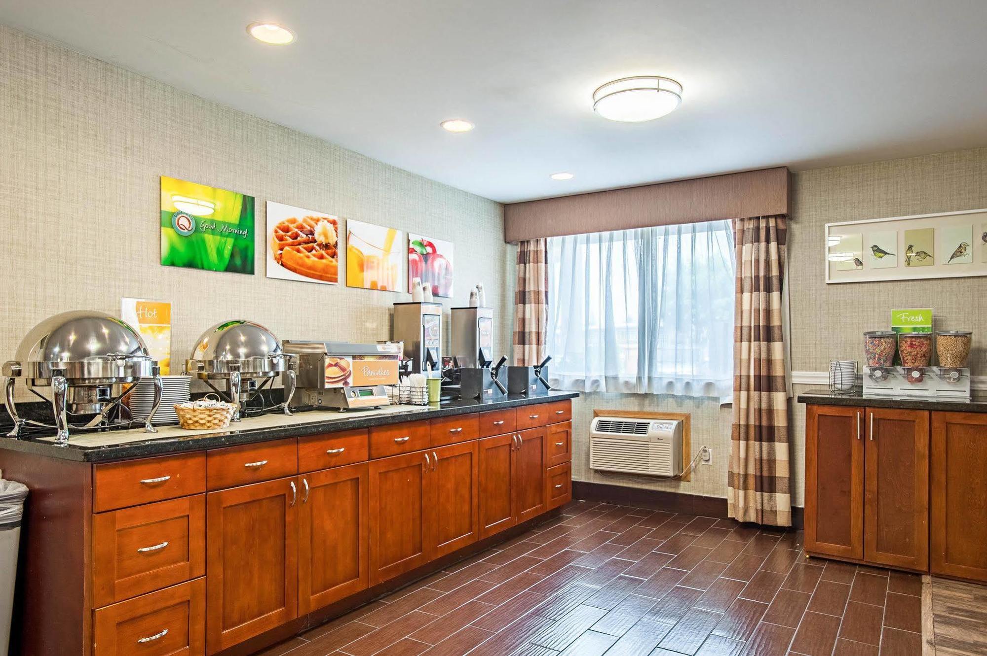 Quality Inn & Suites Kenedy - Karnes City Extérieur photo