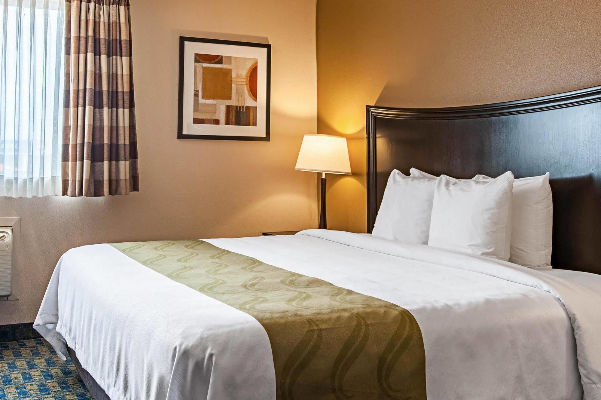 Quality Inn & Suites Kenedy - Karnes City Extérieur photo